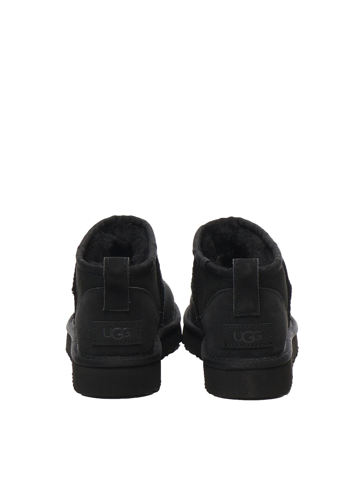Stivaletti classic ultra mini in suede 1116109 BLK UGG