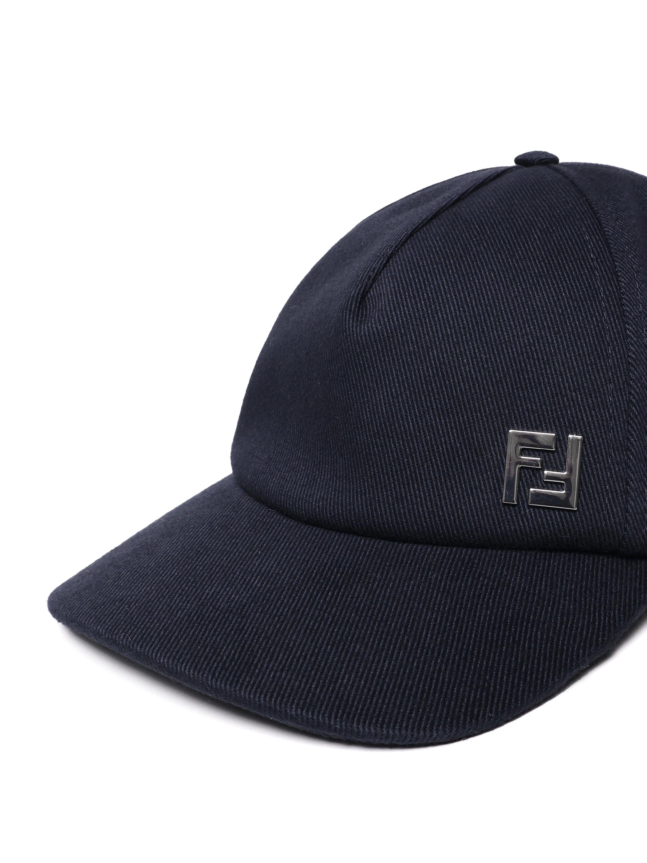 FXQ885APWLF0QA2 FENDI