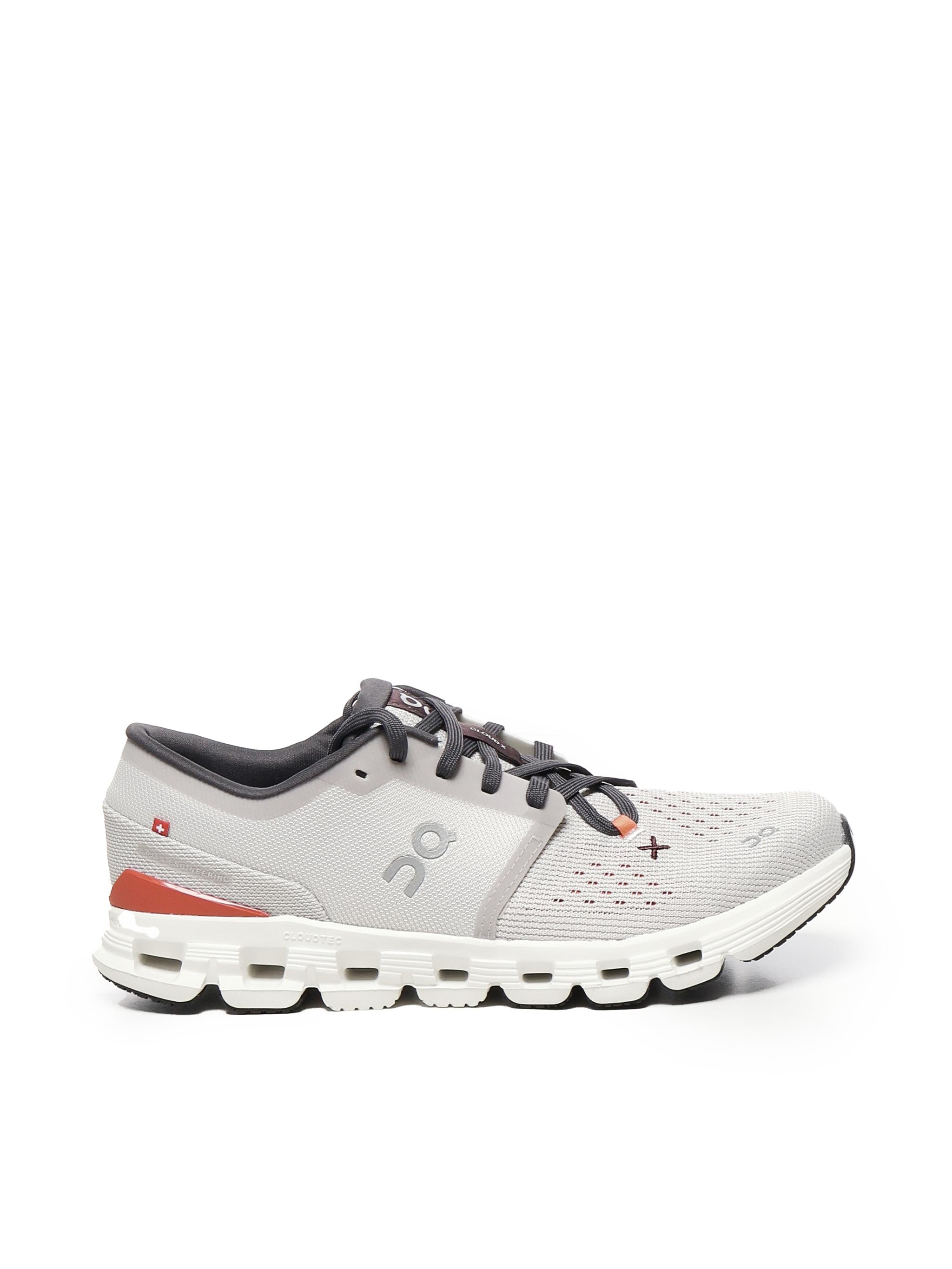 3ME30042905 ON RUNNING