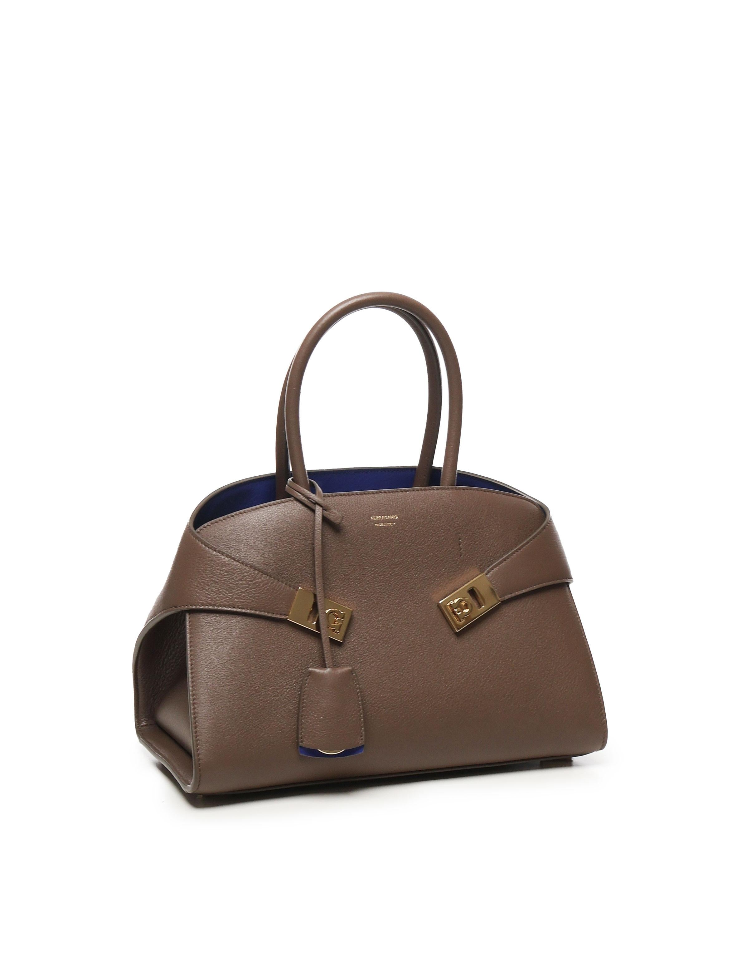 215608771867017 FERRAGAMO