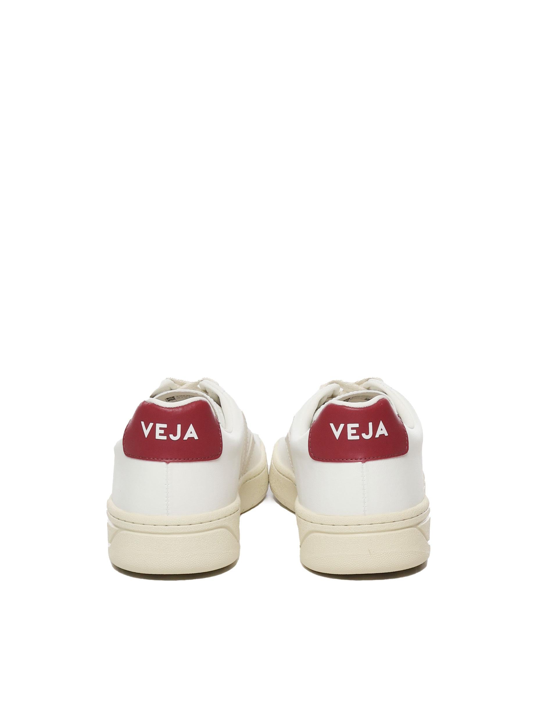 UC0703879 VEJA