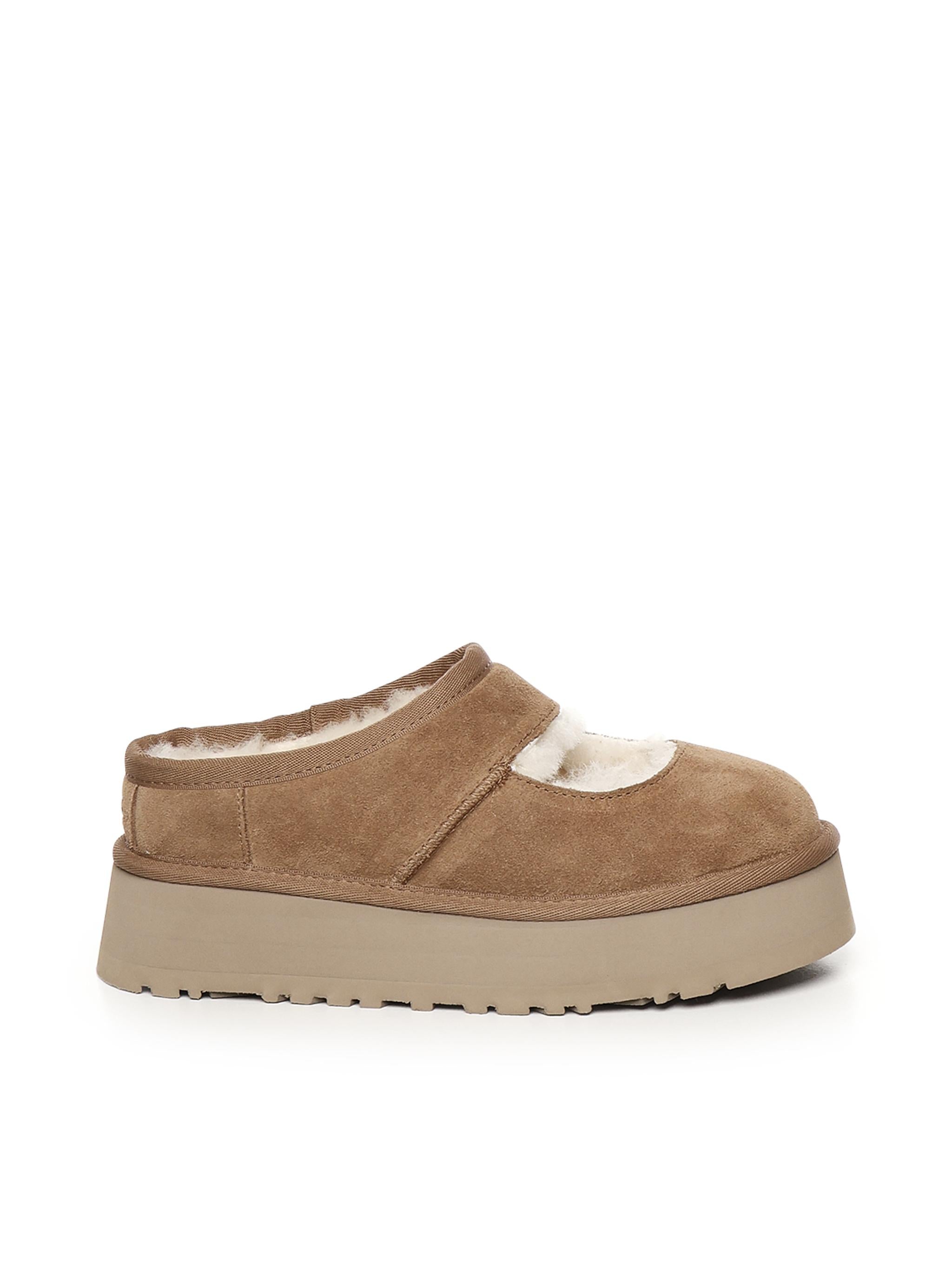 1167612CHE UGG