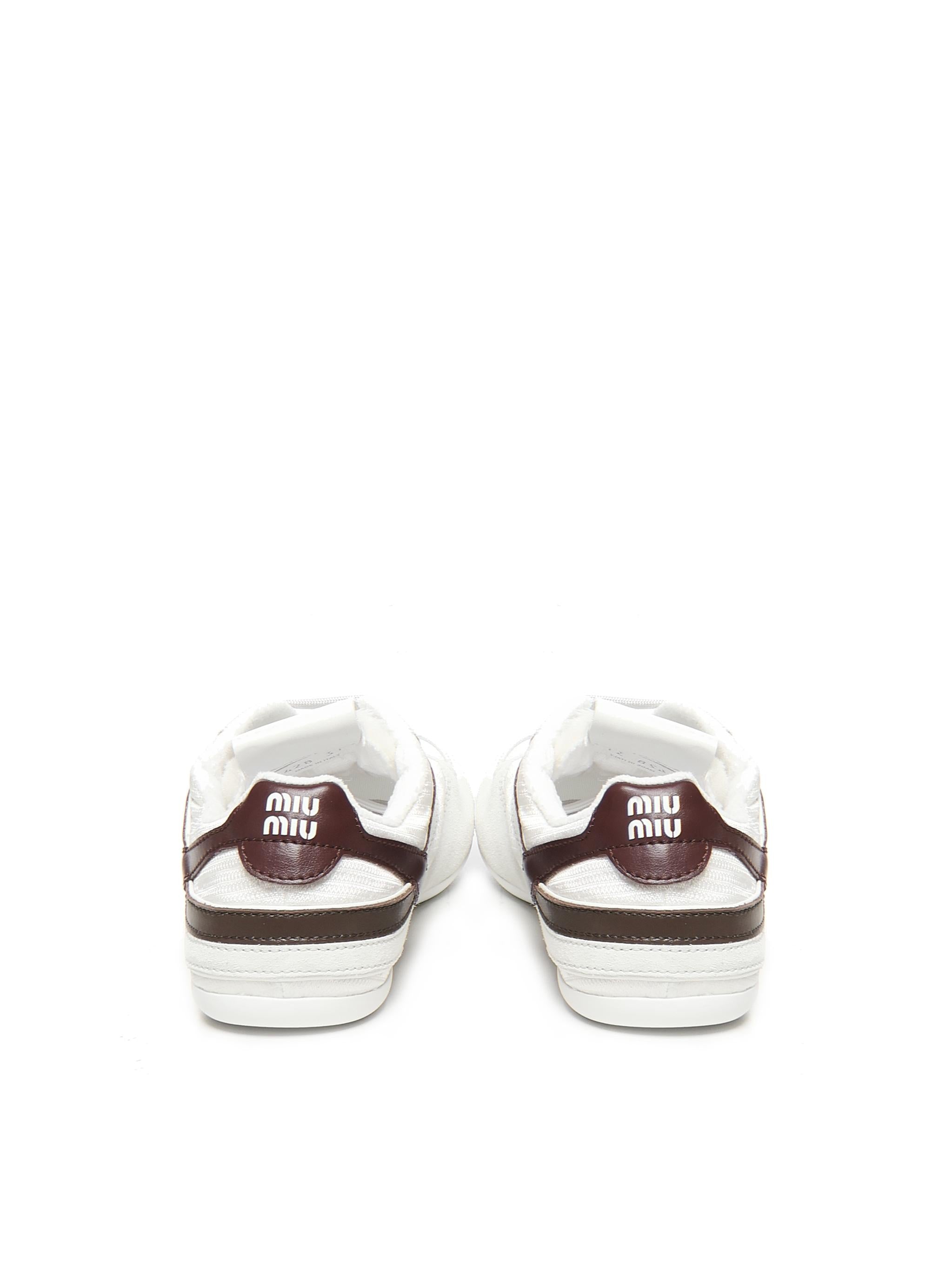 5E428E71LF0X97 MIU MIU
