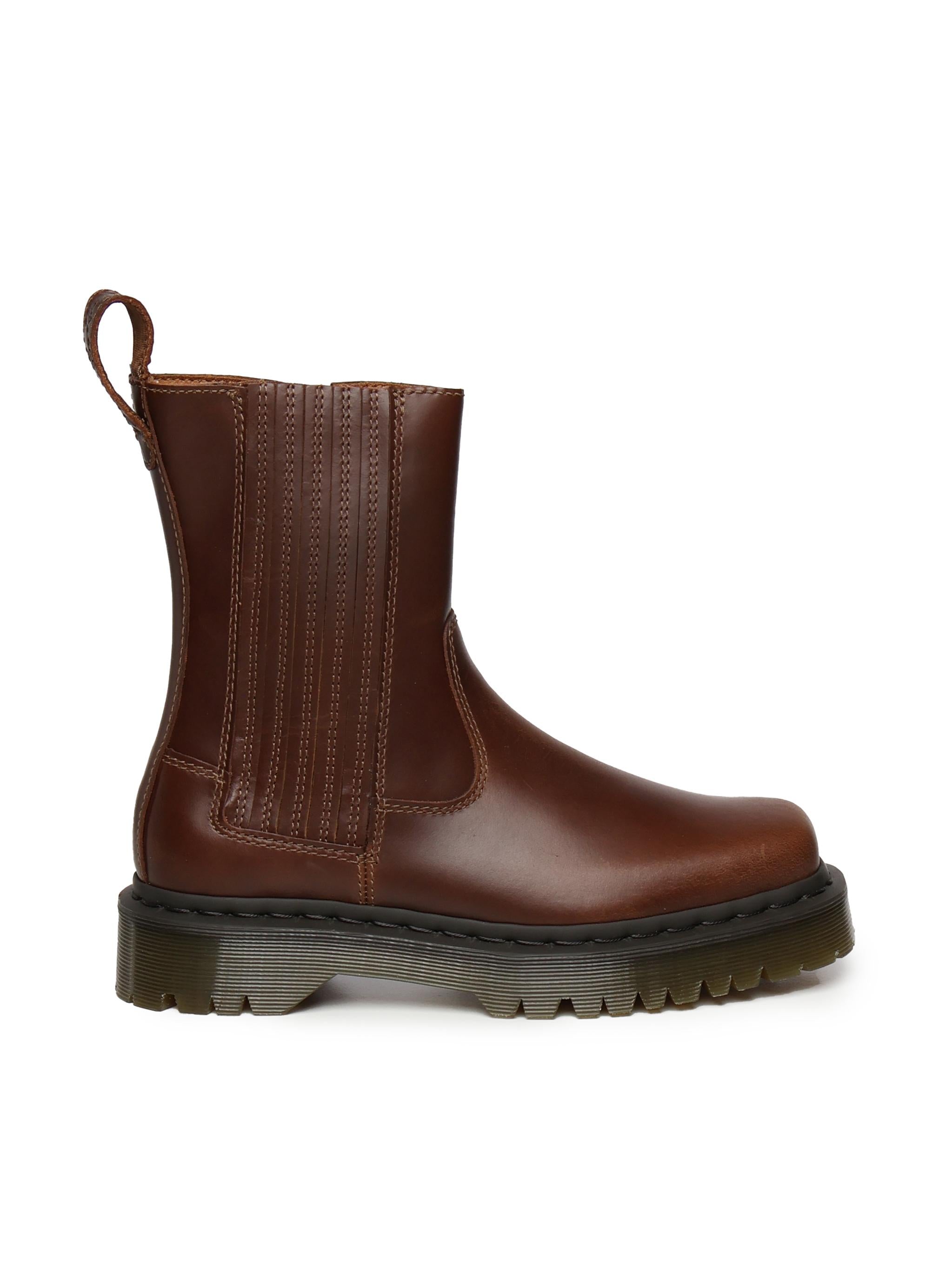 32143243 DR. MARTENS